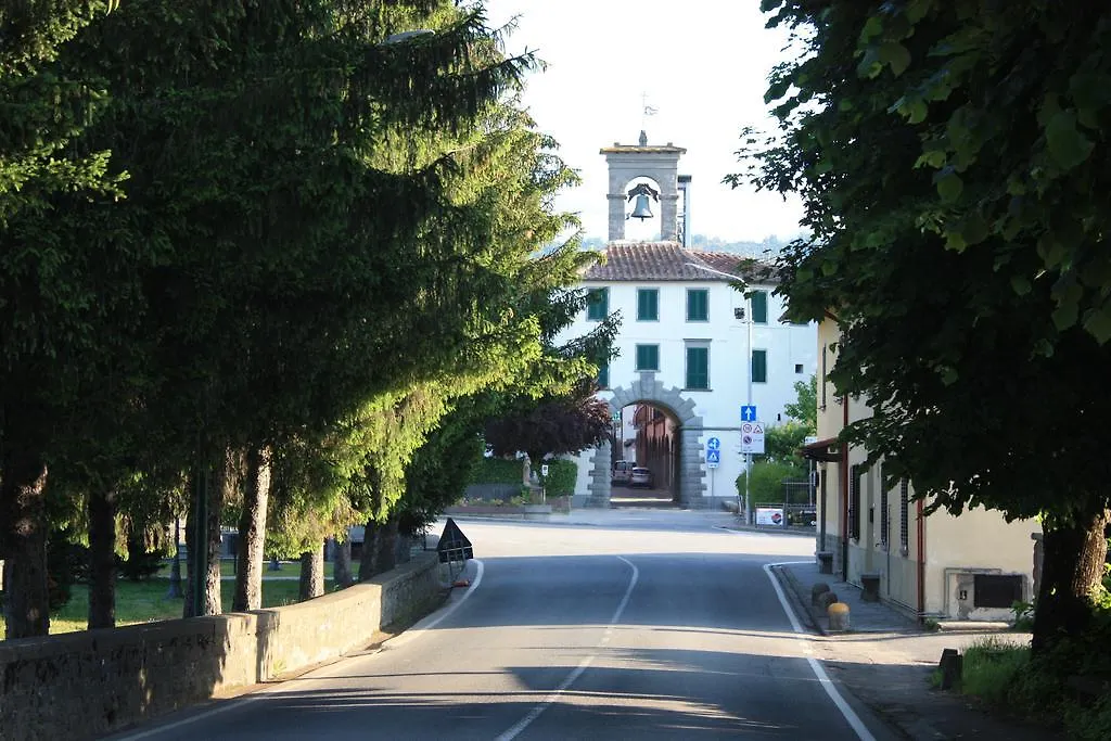 Albergo Ristorante La Rocca Firenzuola Maison d'hôtes