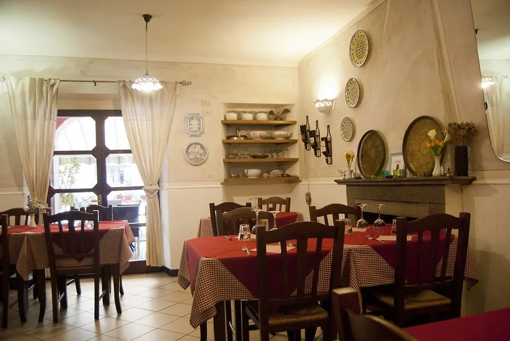 Albergo Ristorante La Rocca Firenzuola Maison d'hôtes