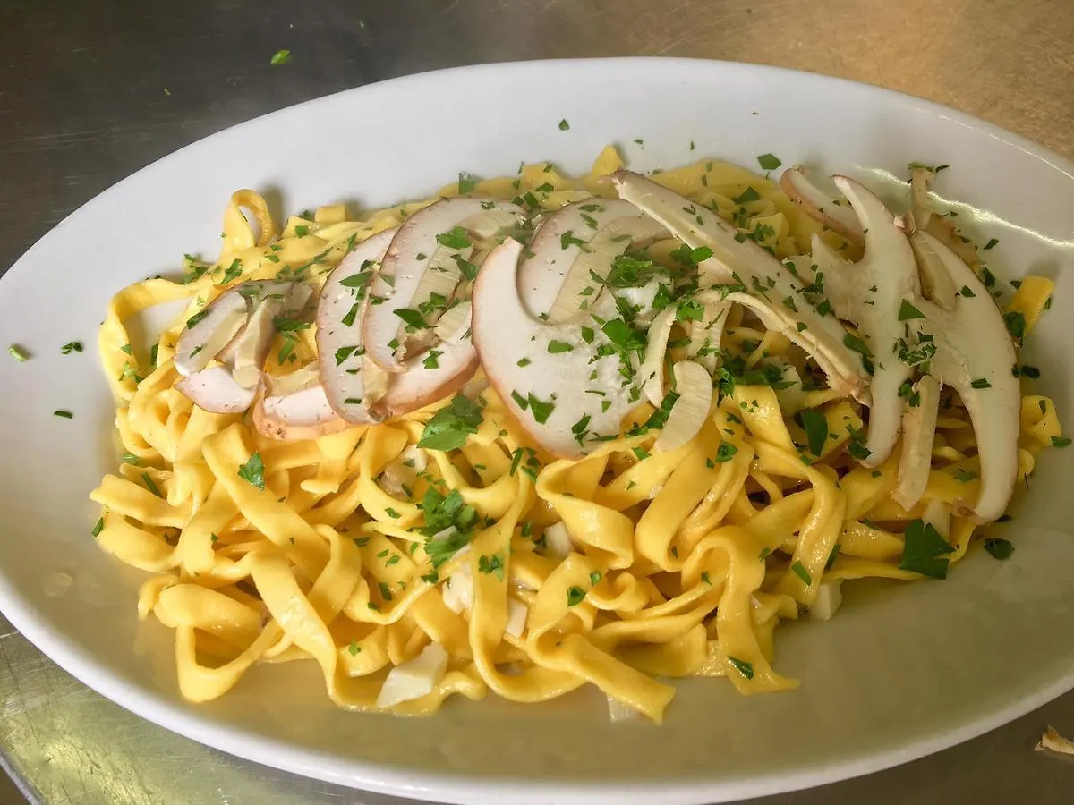 Albergo Ristorante La Rocca Firenzuola Maison d'hôtes